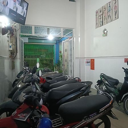 Hotel Phuong Linh مدينة هوشي منه المظهر الخارجي الصورة